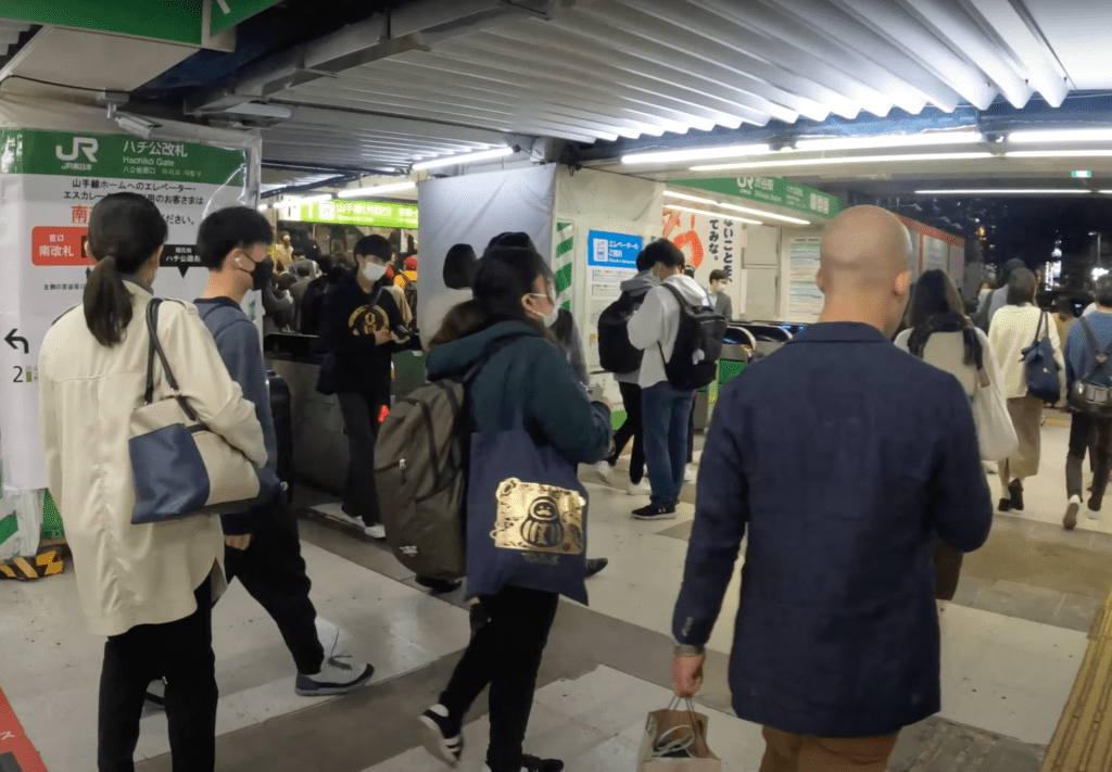 JR渋谷駅ハチ公改札